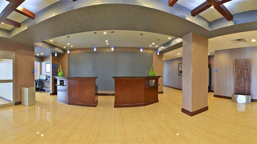 Wyndham Garden Elk Grove Village - O'Hare Dış mekan fotoğraf