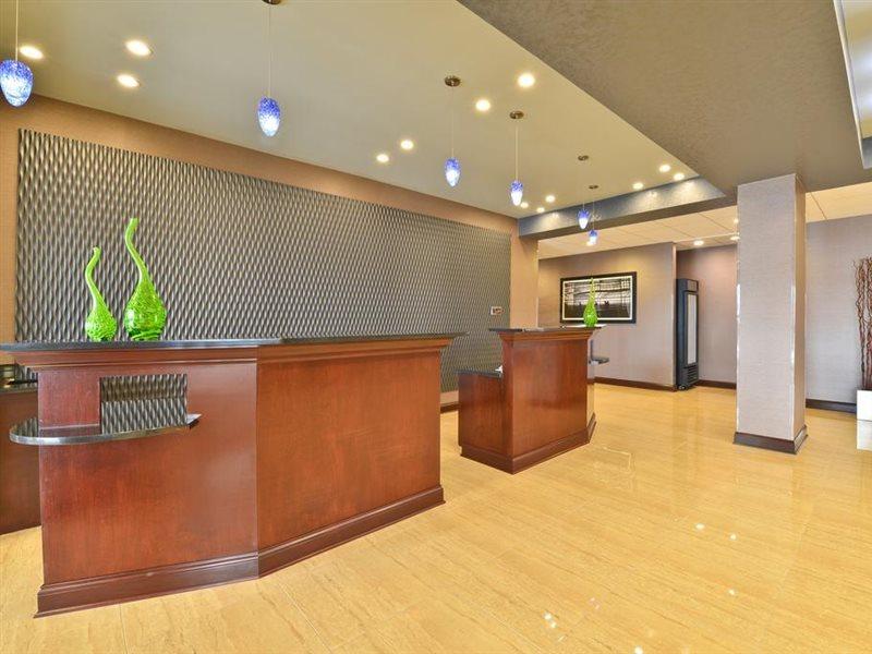Wyndham Garden Elk Grove Village - O'Hare Dış mekan fotoğraf