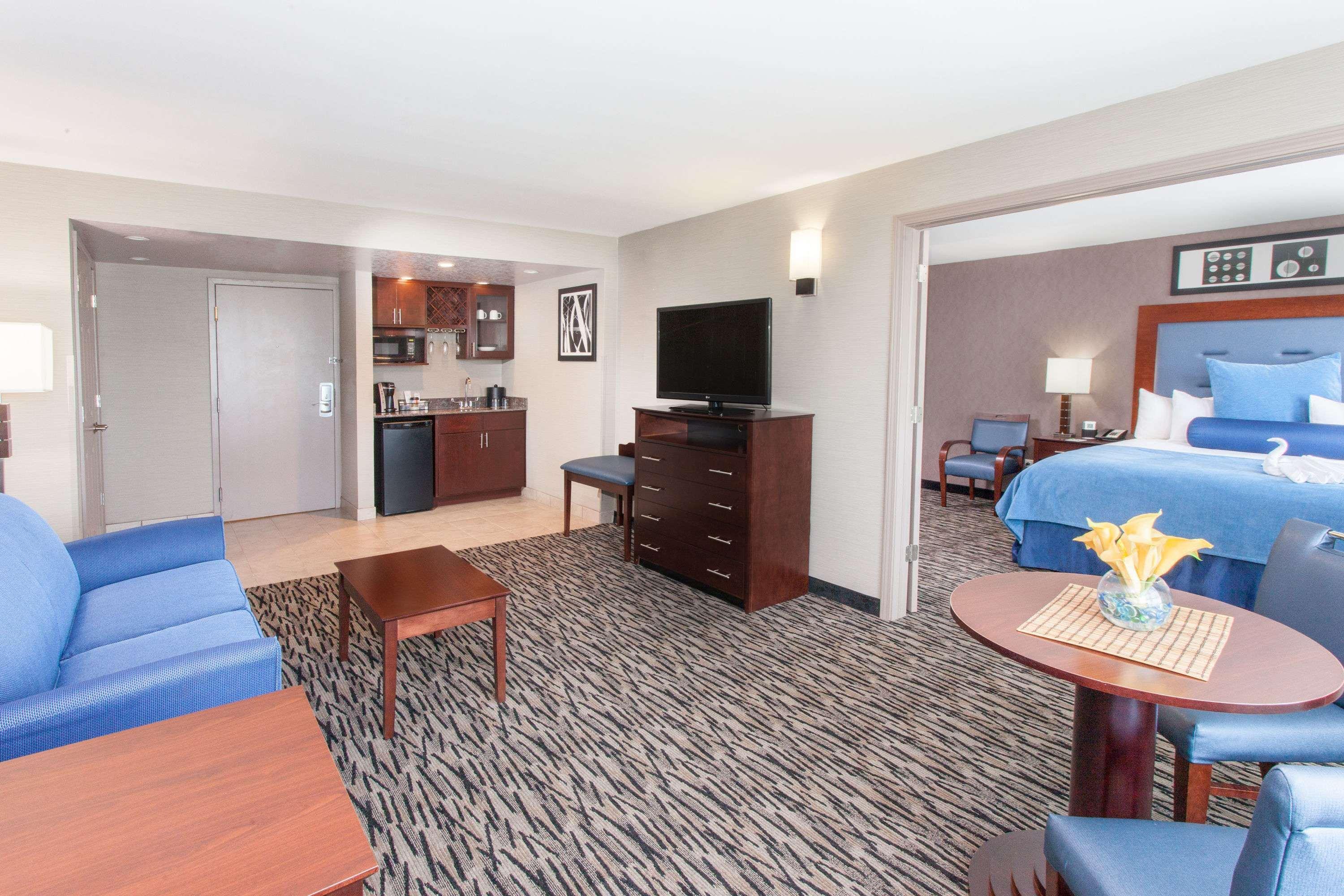 Wyndham Garden Elk Grove Village - O'Hare Dış mekan fotoğraf