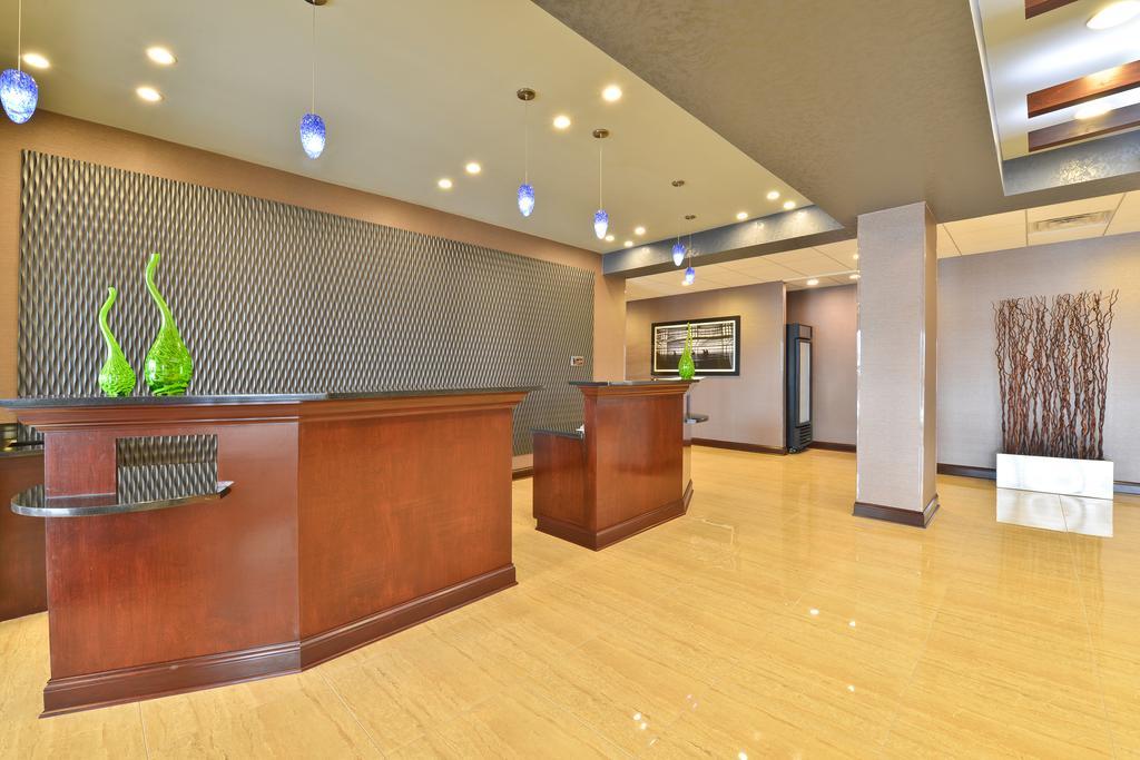 Wyndham Garden Elk Grove Village - O'Hare Dış mekan fotoğraf