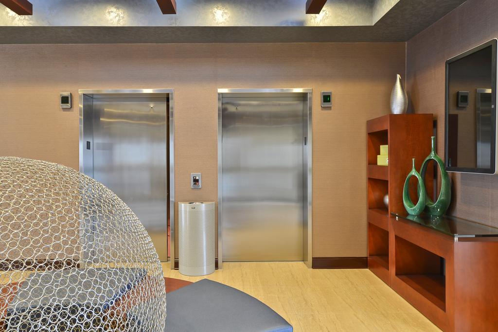 Wyndham Garden Elk Grove Village - O'Hare Dış mekan fotoğraf