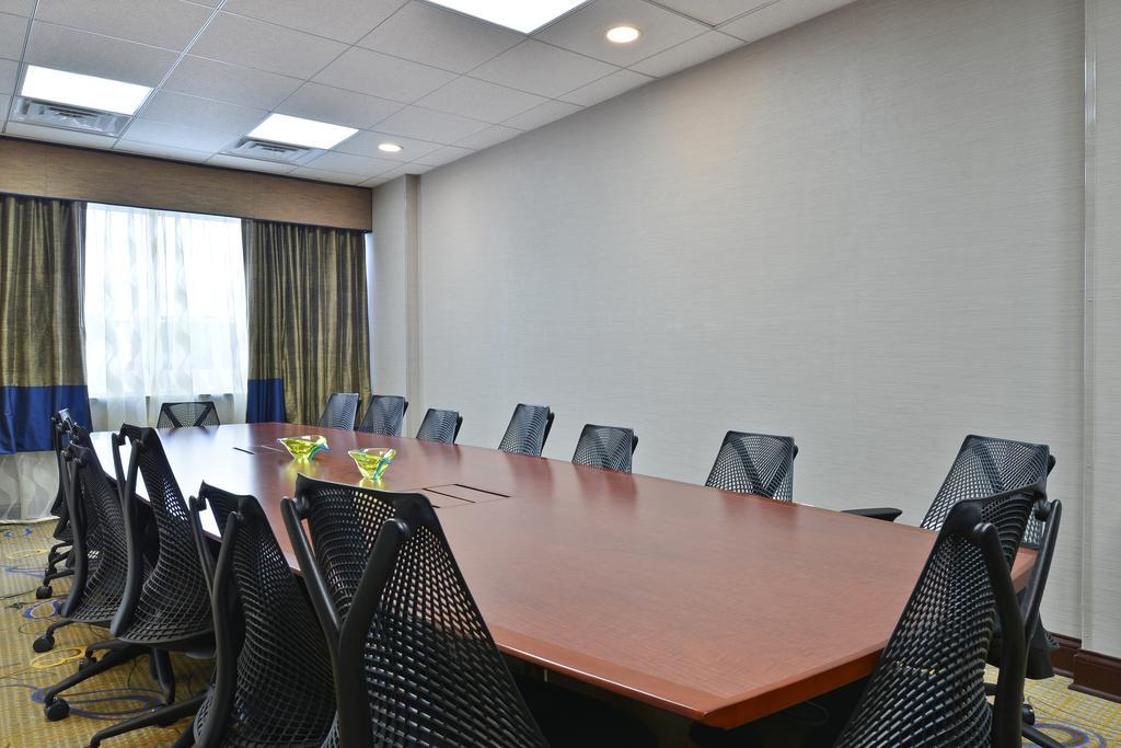 Wyndham Garden Elk Grove Village - O'Hare Dış mekan fotoğraf