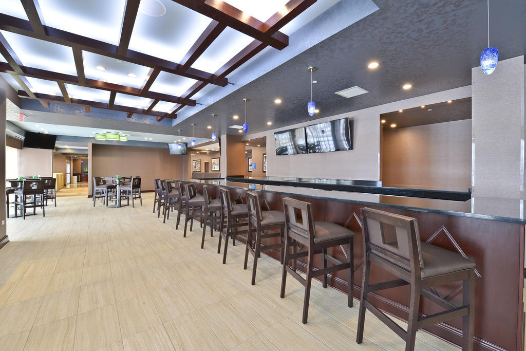 Wyndham Garden Elk Grove Village - O'Hare Dış mekan fotoğraf