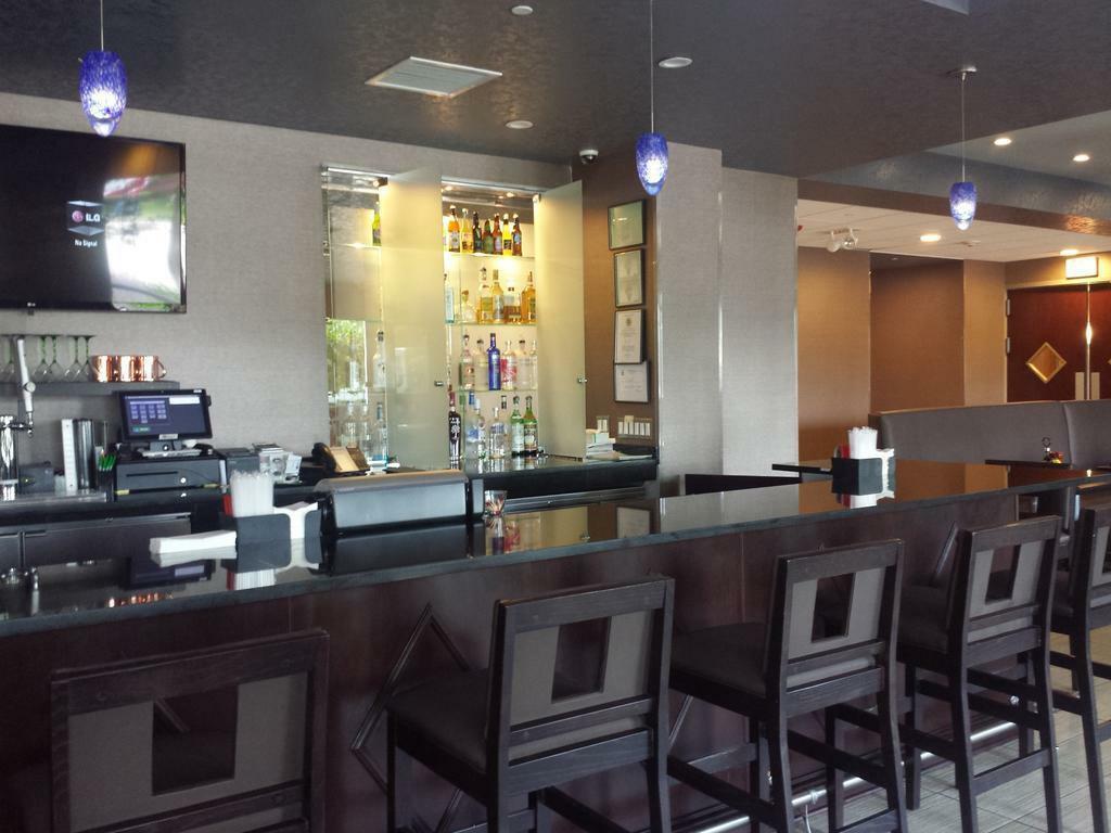 Wyndham Garden Elk Grove Village - O'Hare Dış mekan fotoğraf